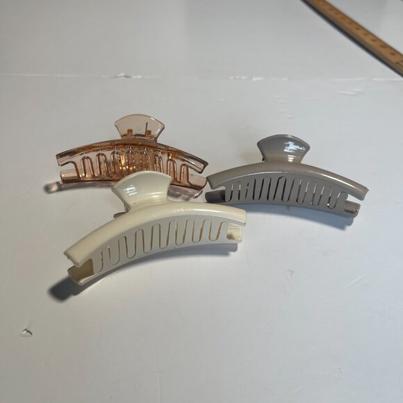 Bundle Of 3 Medium Size Claw Hair Clips White, Grey, Transparent Orange - Picture 2 of 5